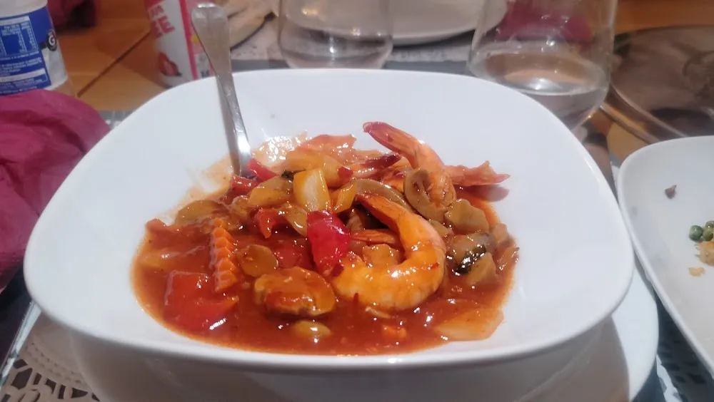Crevettes À la Sauce Piquante